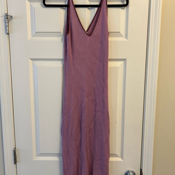 Abercrombie & Fitch Keyhole Midi Sweater Dress - Picture 3 of 4